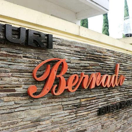 Puri Bernadi Guest House Лембанг Екстериор снимка